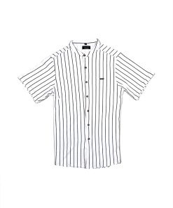 Elevate your casual wardrobe with this Men's White Lining Zara Casual Shirt – a timeless blend of style and comfort.